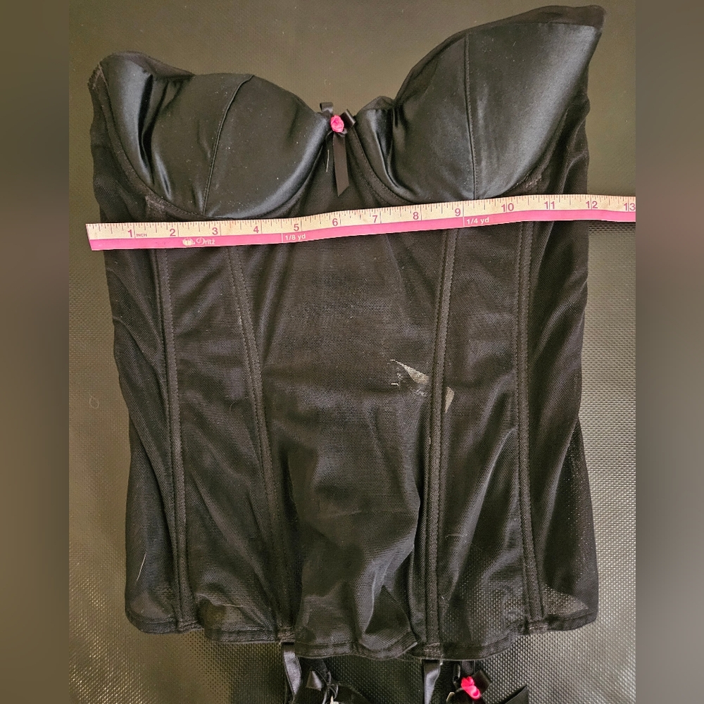 Cassandra Intimate Corset - Picture 7 of 7